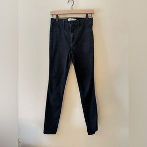 Abercrombie & Fitch Women's Dark Blue Skinny Jeans